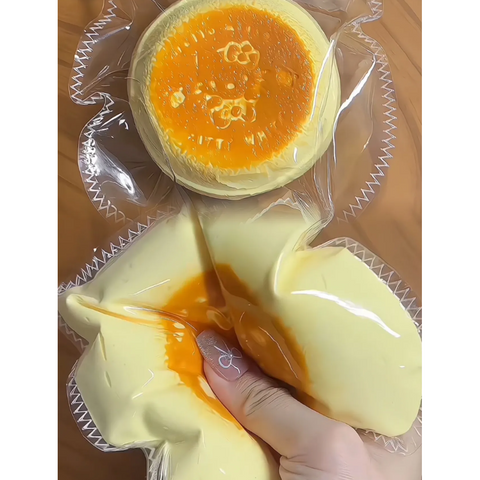 ［キャラグッズ］手作り お菓子 水感 スクイーズ【ZGVM7F】