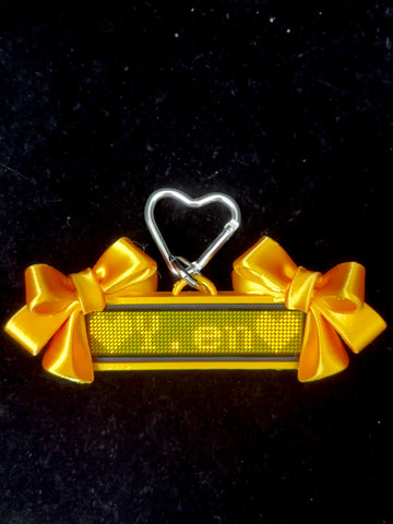 送料無料［推し活グッズ］応援用の電飾ボードキーホルダー Bluetooth【V7NAZE】