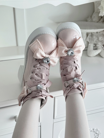 【受注予約】［靴］地雷系 量産型 ビジューリボンミドルブーツ【LBJE84】