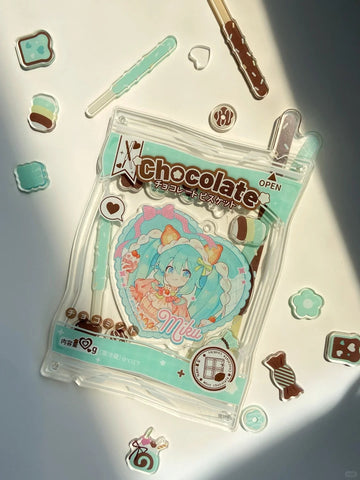 ［推し活グッズ］缶バッジ アクリルフレーム 58～75mm【A56LG8】