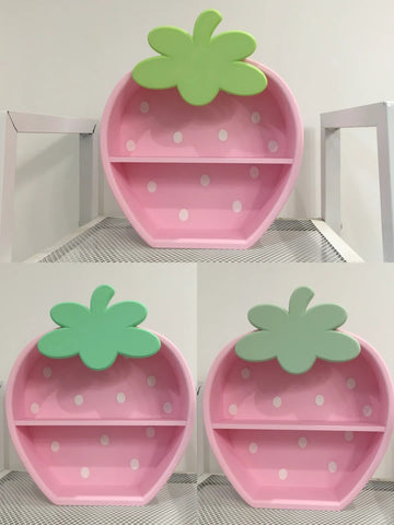 ［推し活グッズ］苺 飾り棚【P8NW2X】