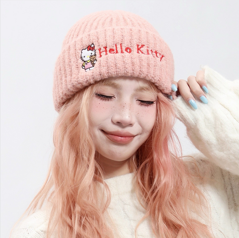 [サンリオ］ハローキティ ニット 帽子