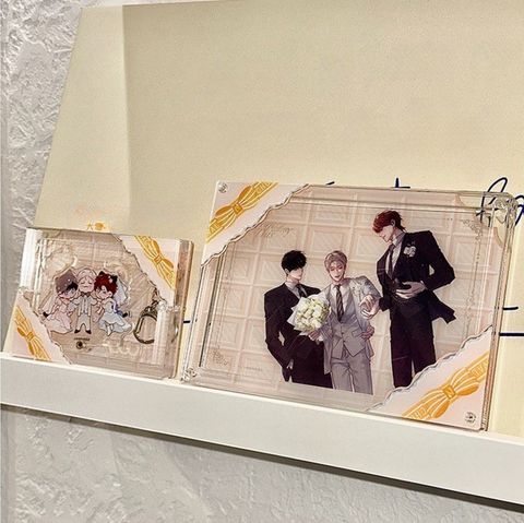 ［推し活グッズ］アクリルフレーム【O7BNA9】