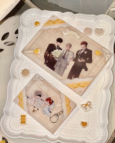 ［推し活グッズ］アクリルフレーム【O7BNA9】