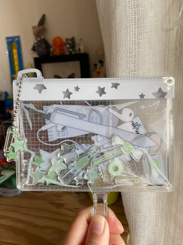 ［推し活グッズ］アクリルフレーム【A3ZMM9】