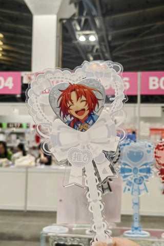 ［推し活グッズ］缶バッジ用 スタンド【HNW9O9】