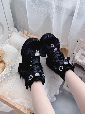 【受注予約】［靴］地雷系 量産型 ビジューリボンミドルブーツ【LBJE84】