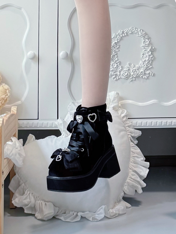 【受注予約】［靴］地雷系 量産型 ビジューリボンミドルブーツ【LBJE84】