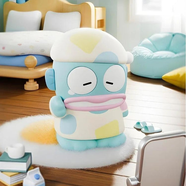 4_HOLLY_BOX_411cc54e-6350-44ec