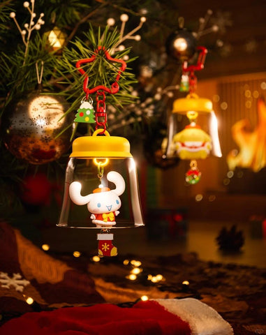 ［サンリオ］ライト付き キーホルダー【FNT2X6】