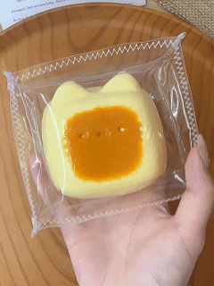 ［キャラグッズ］手作り お菓子 水感 スクイーズ【H3B5MO】