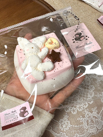 ［キャラグッズ］手作り お菓子 スクイーズ【LLSC0I】