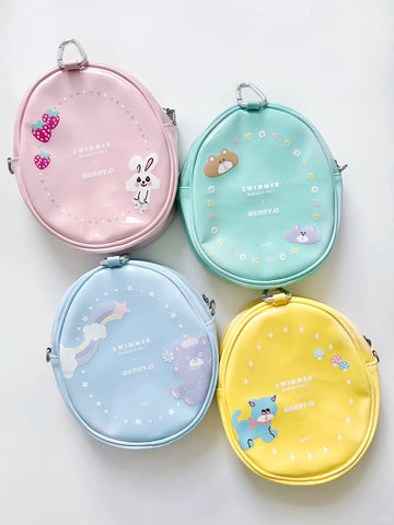 ［SWIMMER］コラボ 海外限定痛 たまごっち型 痛バッグ【YE36VH】