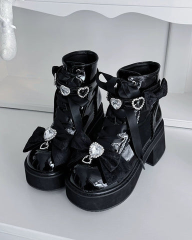 【受注予約】［靴］地雷系 量産型 ビジューリボンミドルブーツ【LBJE84】