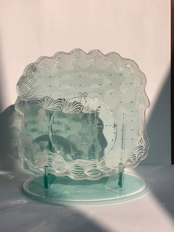 ［推し活グッズ］缶バッジアクリルフレーム 58mm【Q8A7Q1】