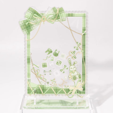 ［推し活グッズ］アクリルフレーム ホワイト【D6C21Q】