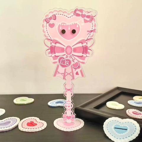 ［推し活グッズ］缶バッジ用 スタンド【HNW9O9】