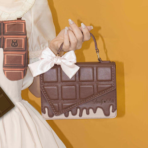 ［バッグ］ロリータ キルティング ビスケット ショルダーバッグ 【1NT6JH】