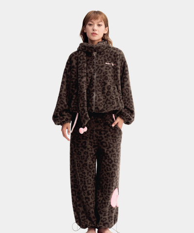 [サンリオ］海外限定 ハローキティ ルームウェア【4O4LM1】