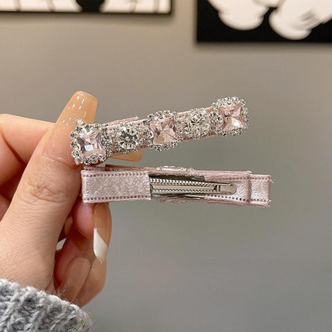 ［ファッション］ビジュー リボン ヘアクリップ【A0RFNR】