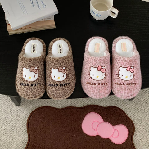 ［サンリオ］ハローキティ ルームシューズ