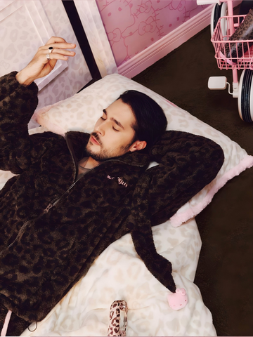 [サンリオ］海外限定 ハローキティ ルームウェア【4O4LM1】