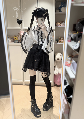 ［ファッション］地雷系 レースフレアスリーブブラウス+スカート【蚀月姬】