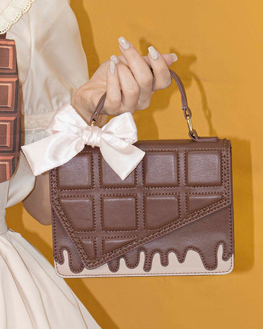 ［バッグ］ロリータ キルティング ビスケット ショルダーバッグ 【1NT6JH】