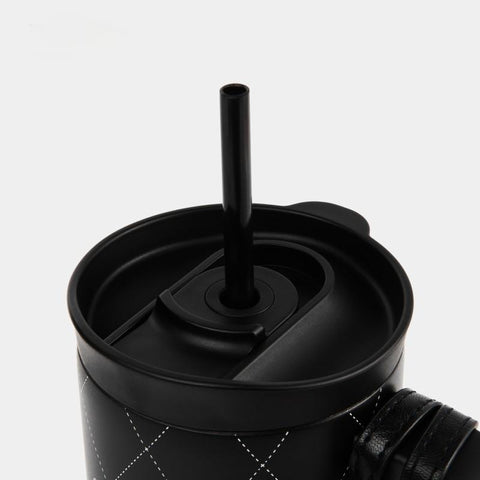 ［サンリオ］ハローキティ 海外限定 ボトル 保温保冷 900ml