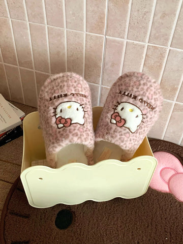 ［サンリオ］ハローキティ ルームシューズ
