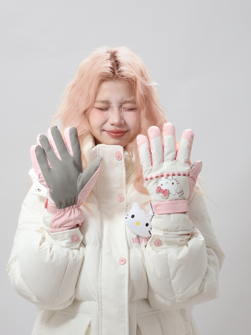 [サンリオ］正規品 ハローキティ スキーグローブ 防寒 手袋【W15T08】