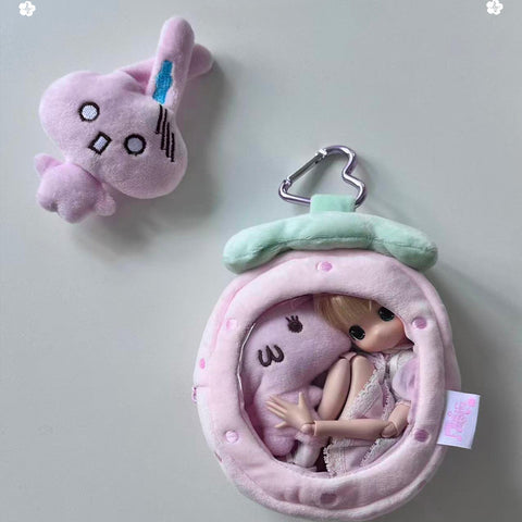 ［推し活グッズ］苺 痛ポーチ【8ZU16C】