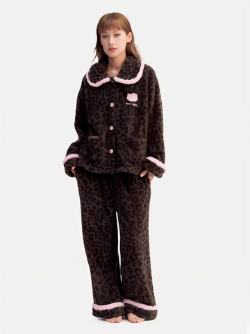 [サンリオ］海外限定 ハローキティ ルームウェア【HIK61N】