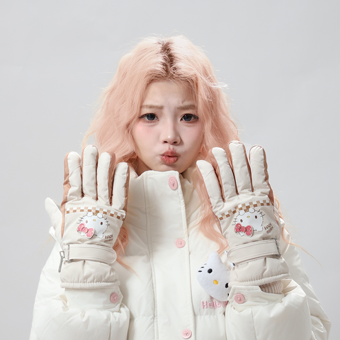 [サンリオ］正規品 ハローキティ スキーグローブ 防寒 手袋【W15T08】