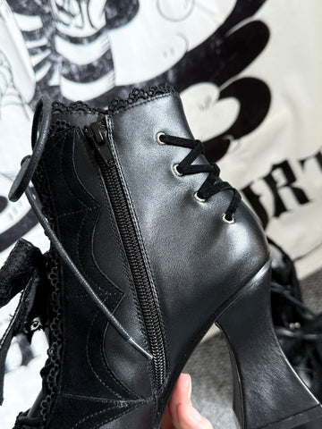 ［靴］ゴシックポインテッドトゥブーツ シューズ【BAW8Y6】