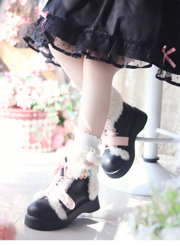 ［靴］ロリータ ファー ラウンドトゥ ショートブーツ【Q811JV】