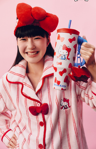 ［サンリオ］ハローキティ 海外限定 ボトル 保温保冷 1200ml