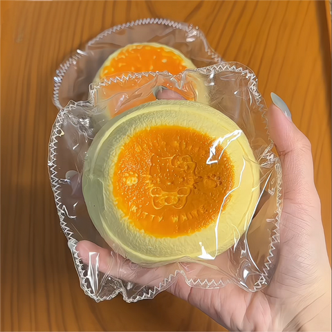 ［キャラグッズ］手作り お菓子 水感 スクイーズ【ZGVM7F】
