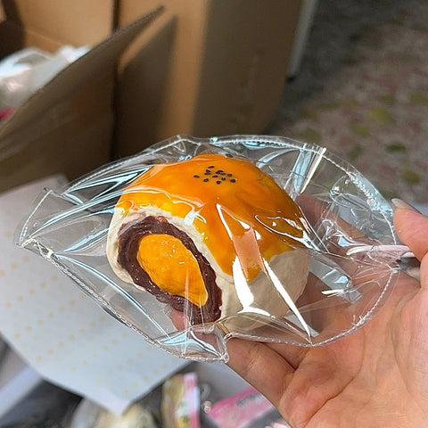 ［キャラグッズ］手作り お菓子 スクイーズ【QHAA5E】