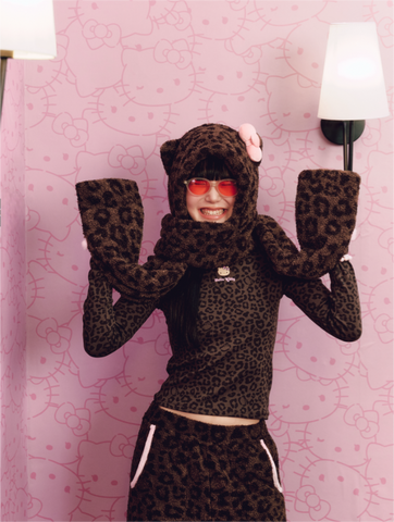 [サンリオ］海外限定 ハローキティ 防寒 マフラー 帽子【4QEPG6】